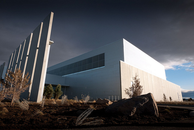 FaceBook open sources building an energy efficient data center